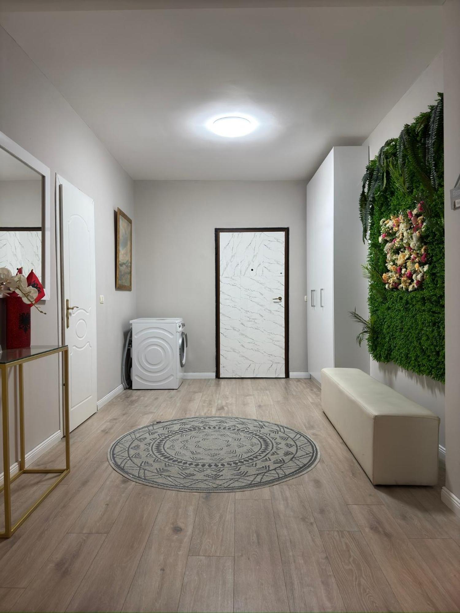 Hanna Apartment Tirana Buitenkant foto