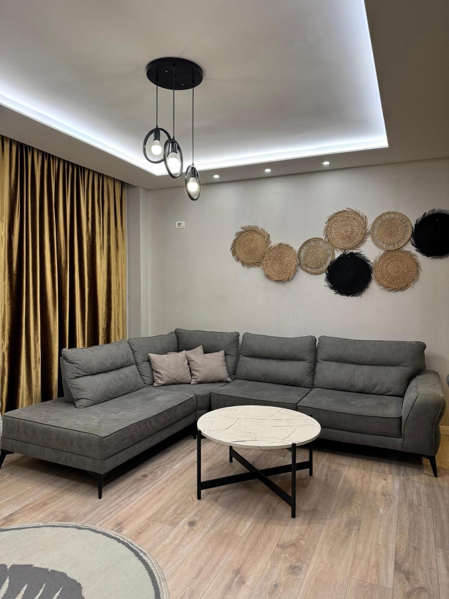 Hanna Apartment Tirana Buitenkant foto